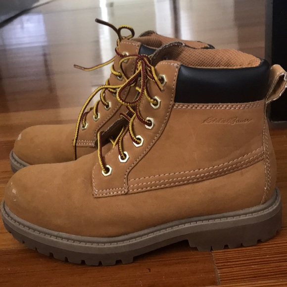 boys work boots size 4